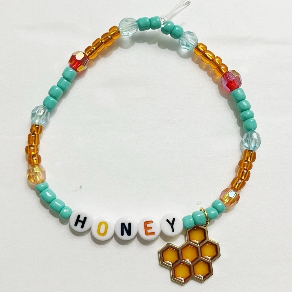 Taylor Swift Friendship Bracelet Honey